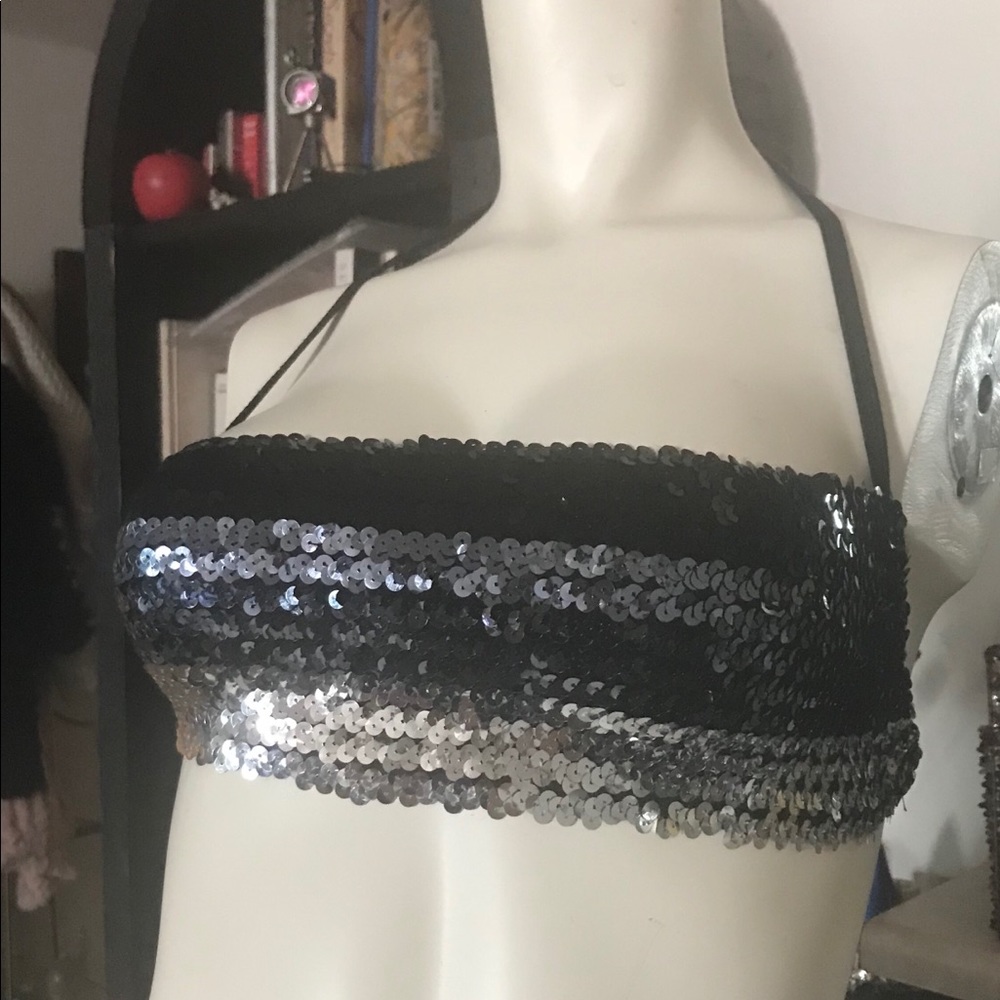 Y2K Tri-color sequin crop top. So hot!!